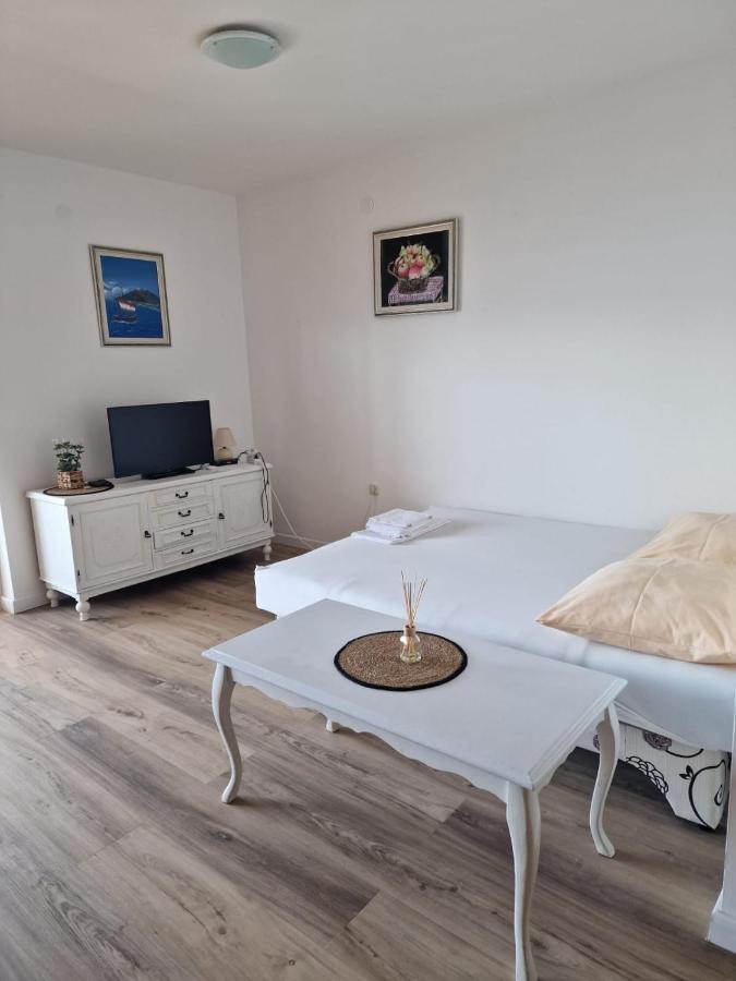 Roing S Appartement Stanici